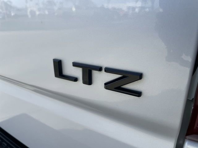 Used 2023 Chevrolet Silverado 1500 LTZ image 32