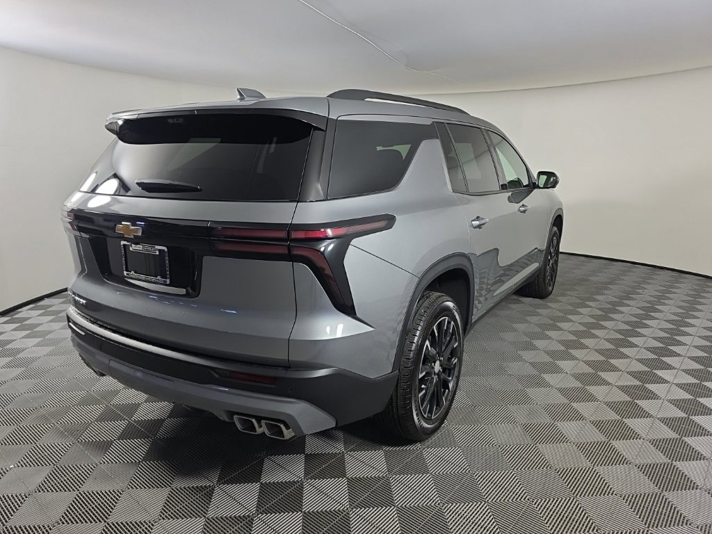 New 2026 Chevrolet Traverse LT w/ Sun and Wheel Package image 5