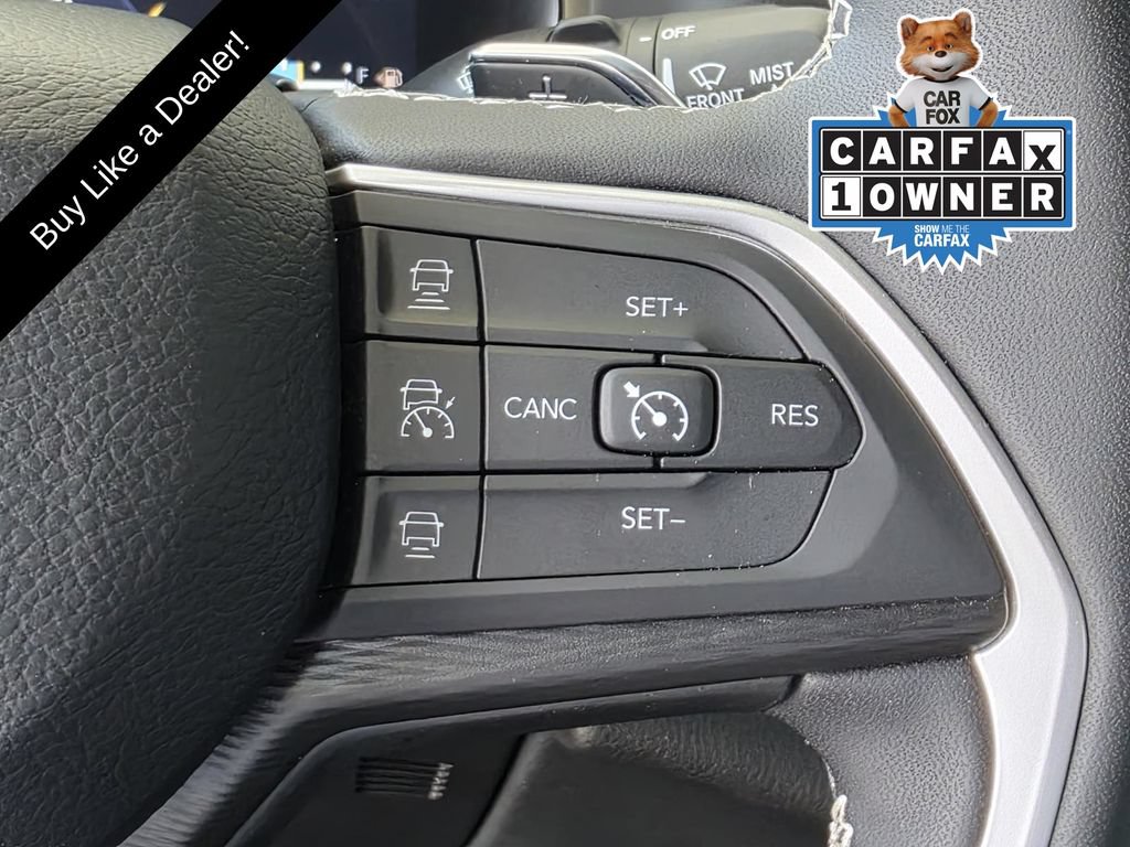 Used 2025 Jeep Grand Cherokee Laredo w/ Luxury Tech Group I AWD/4WD image 27