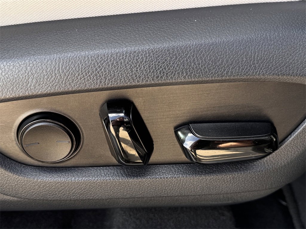 Used 2023 Lexus RX 350 Premium image 28