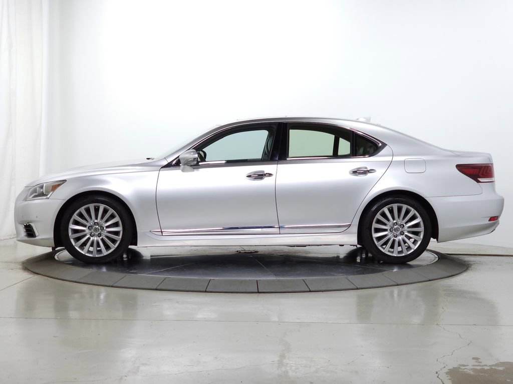 Used 2014 Lexus LS 460 AWD w/ Comfort Package image 4