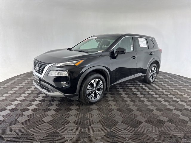 Certified 2021 Nissan Rogue SV image 3