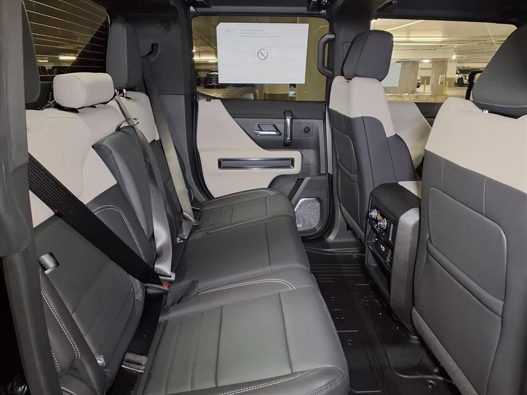 New 2026 GMC Hummer EV 4x4 Crew Cab image 6