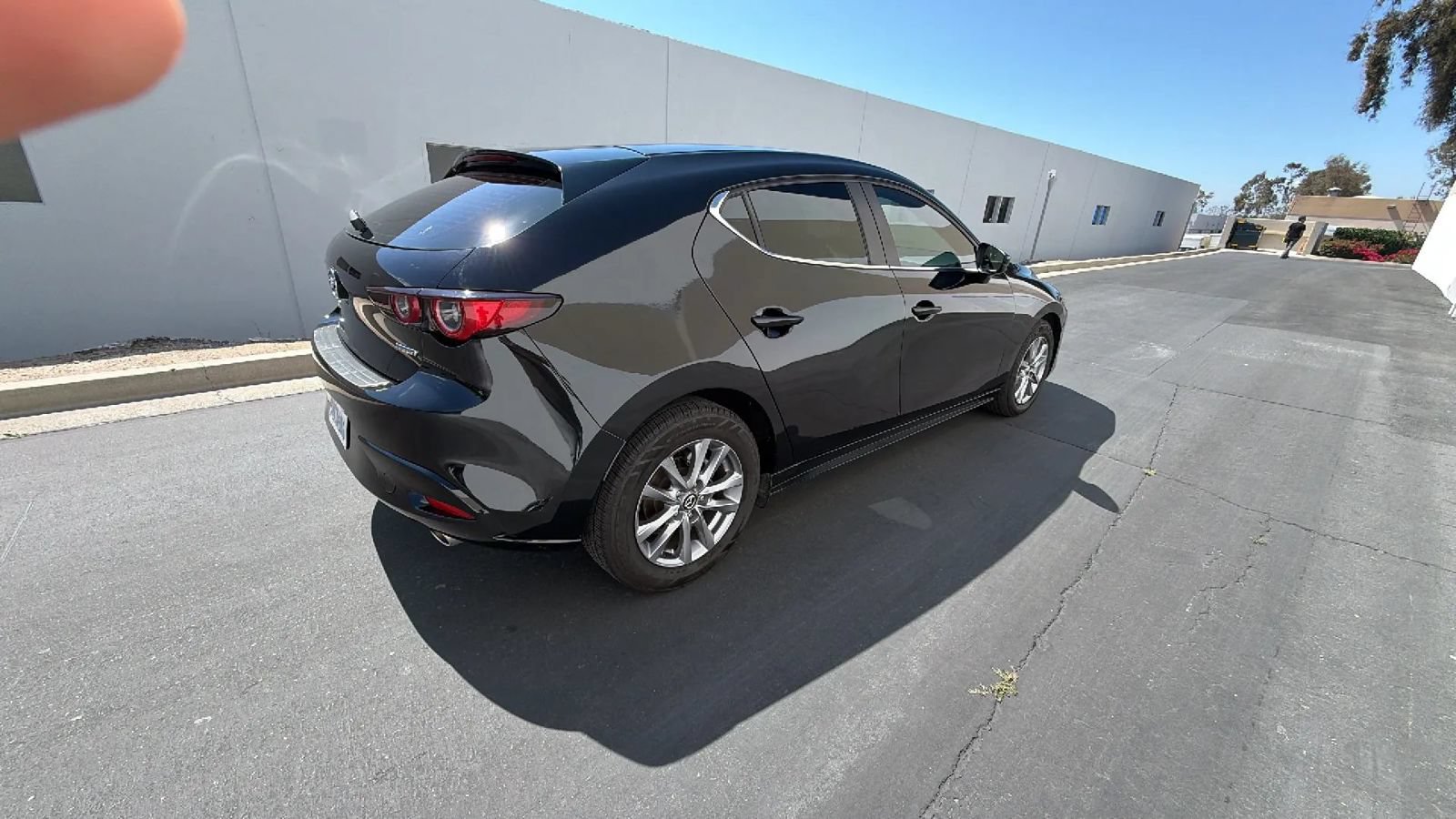 Used 2023 MAZDA MAZDA3 s FWD image 8