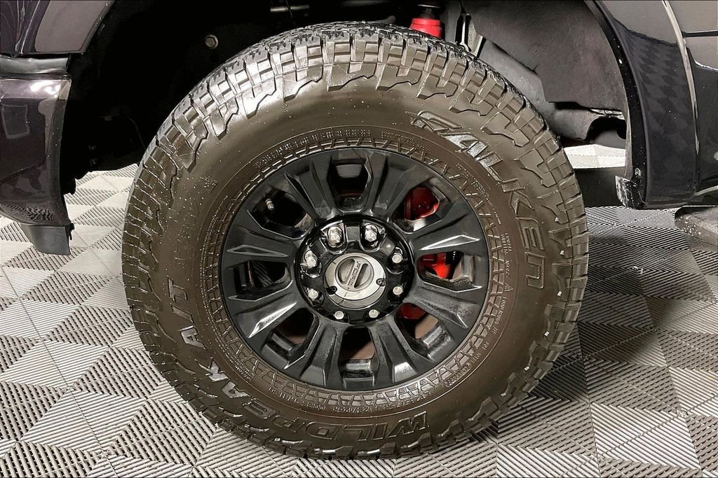Used 2022 Ford F250 Lariat w/ Tremor Off-Road Package AWD/4WD image 10