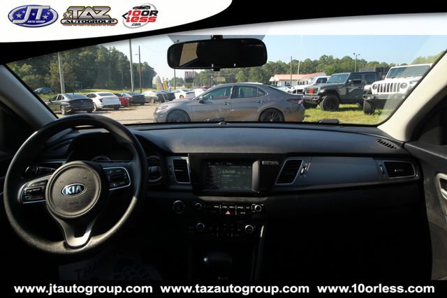 Used 2019 Kia Niro LX FWD image 15