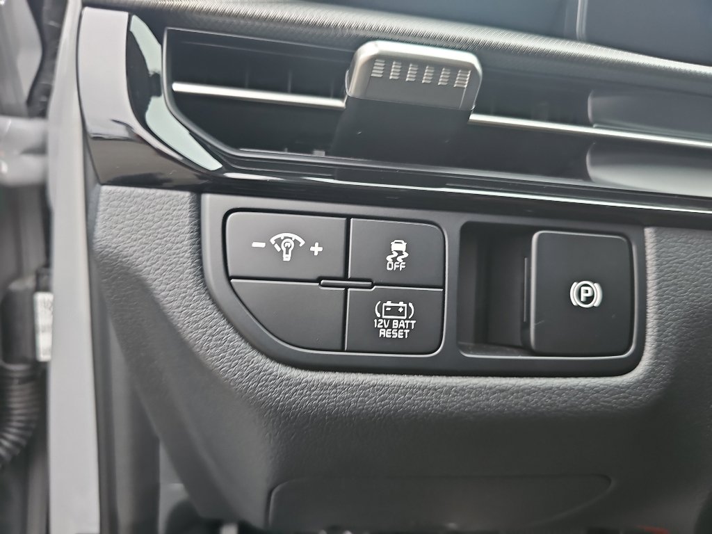 New 2026 Kia Sportage S image 11