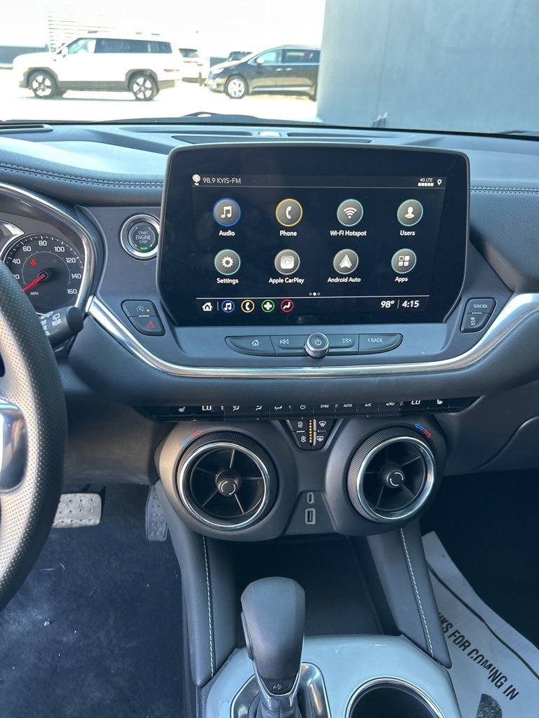 Used 2025 Chevrolet Blazer LT image 10