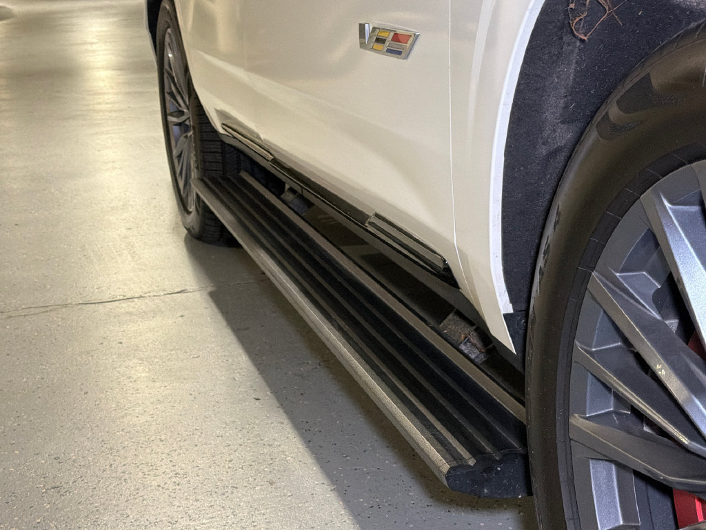 Used 2023 Cadillac Escalade V w/ LPO, Floor Liner Package AWD/4WD image 11