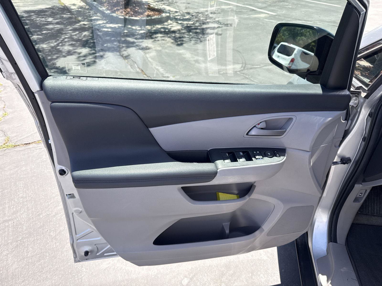 Used 2012 Honda Odyssey EX image 13