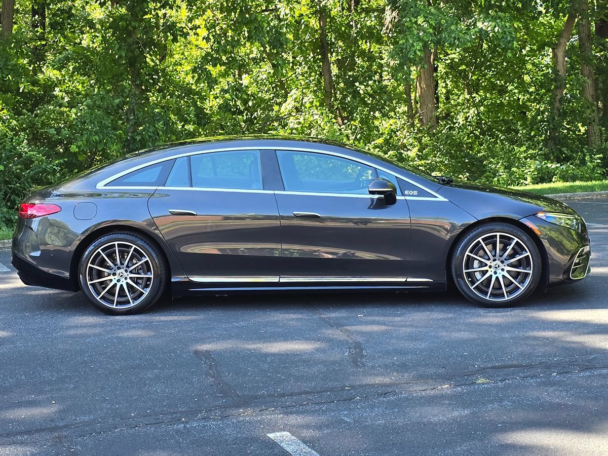 Used 2022 Mercedes-Benz EQS 450+ Sedan image 7