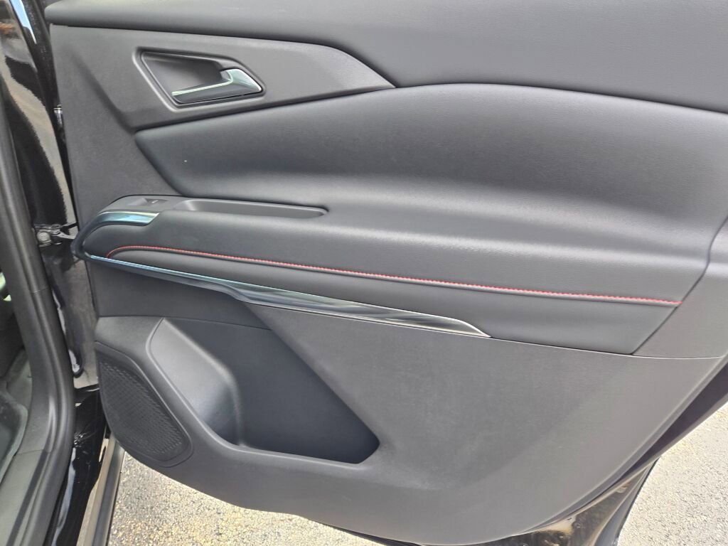 New 2026 Chevrolet Traverse Z71 w/ Driver Confidence Package image 10