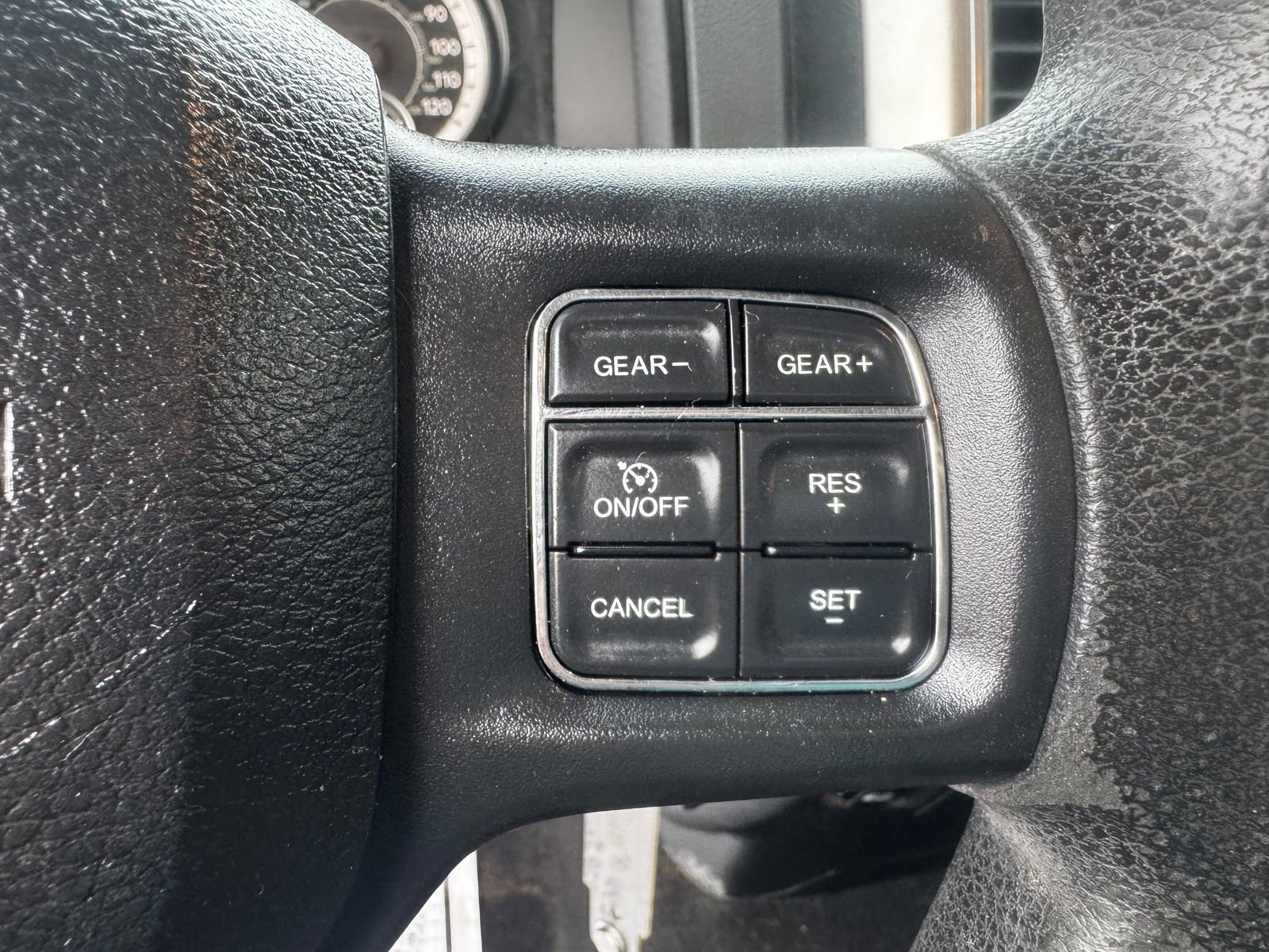 Used 2017 RAM 1500 Classic SLT image 14