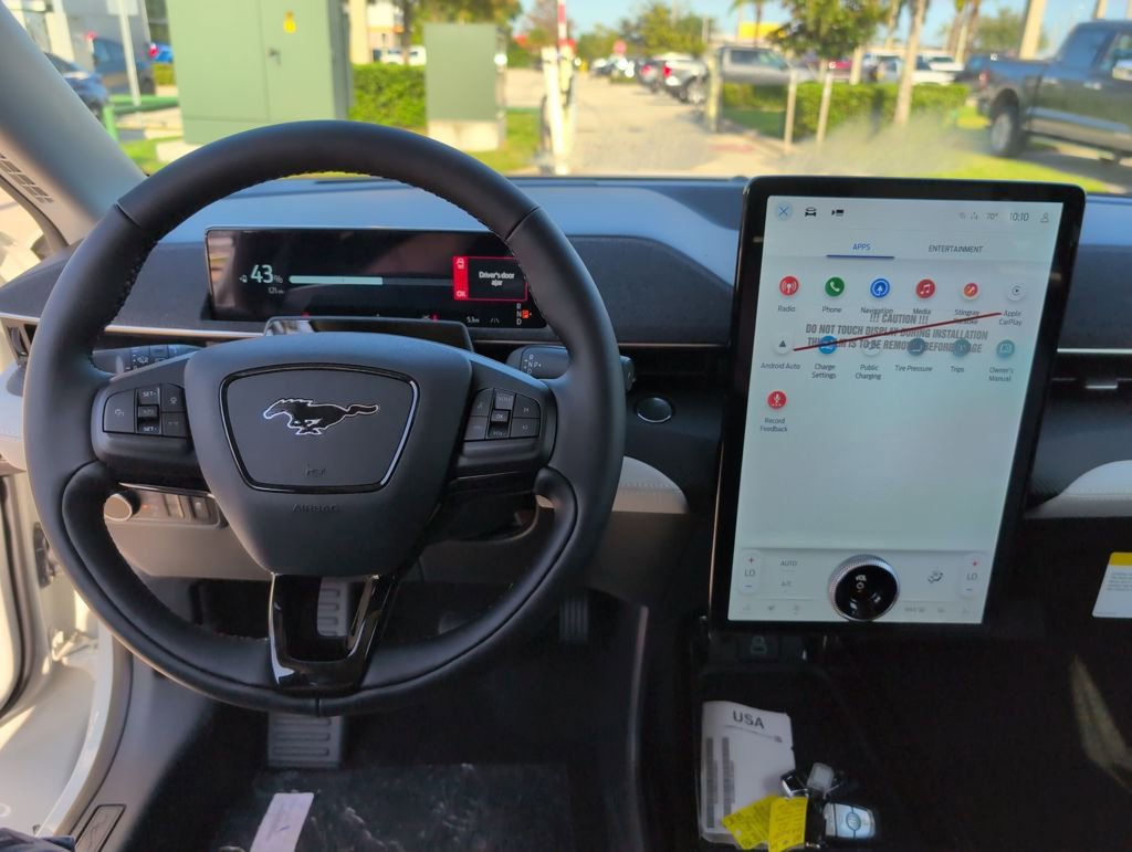 New 2025 Ford Mustang Mach-E Premium image 17