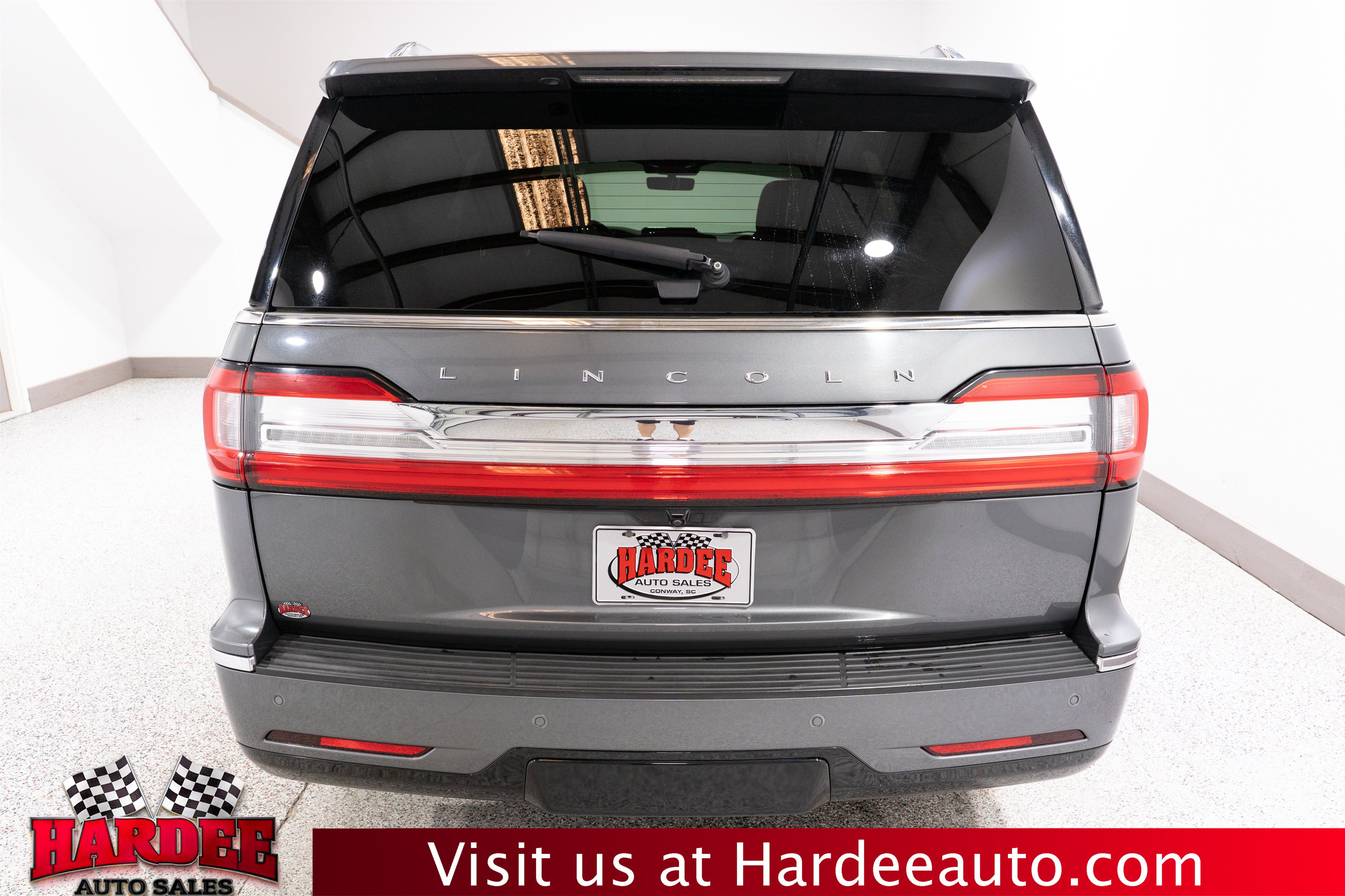 Used 2021 Lincoln Navigator Reserve RWD image 4