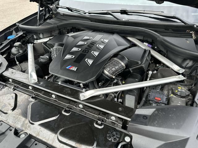Certified 2025 BMW X7 M60i w/ Climate Comfort Package AWD/4WD image 14