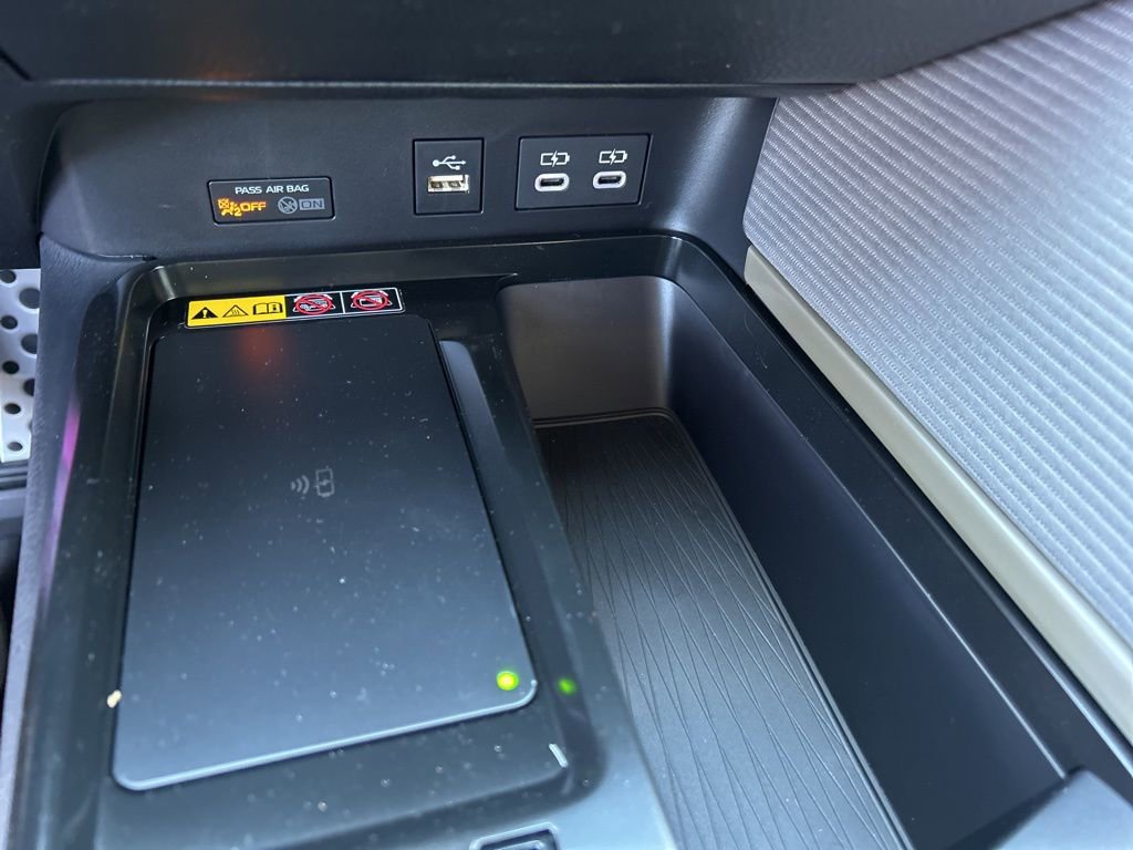 New 2026 Toyota Camry SE image 38