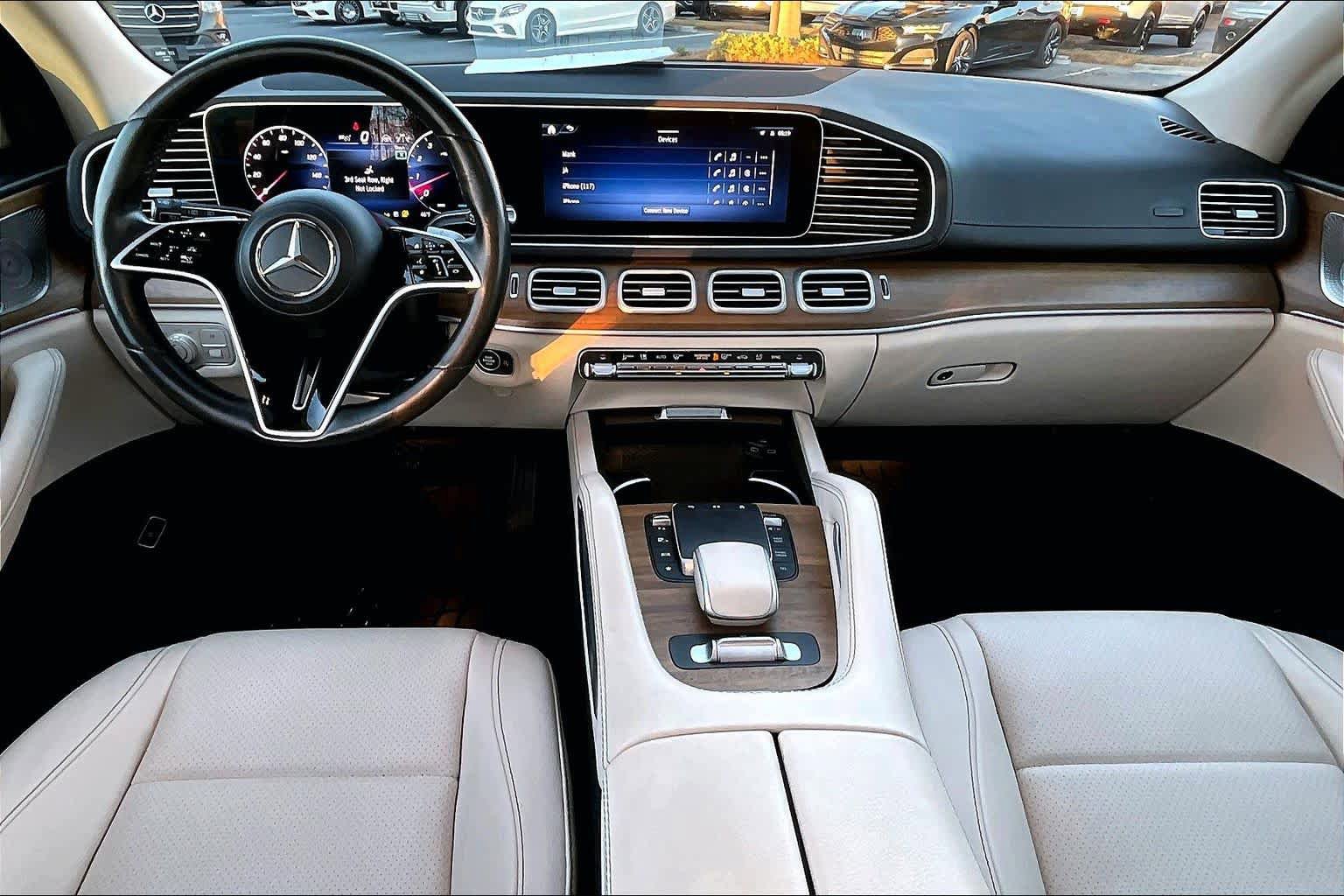 Used 2024 Mercedes-Benz GLS 450 4MATIC image 16