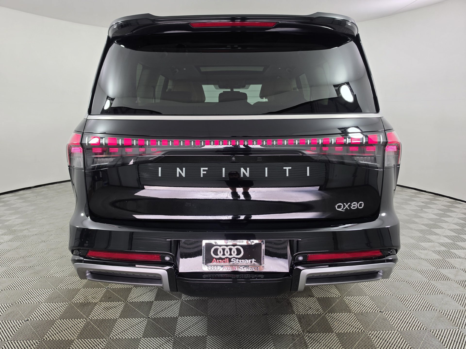 Used 2026 INFINITI QX80 Luxe RWD image 39