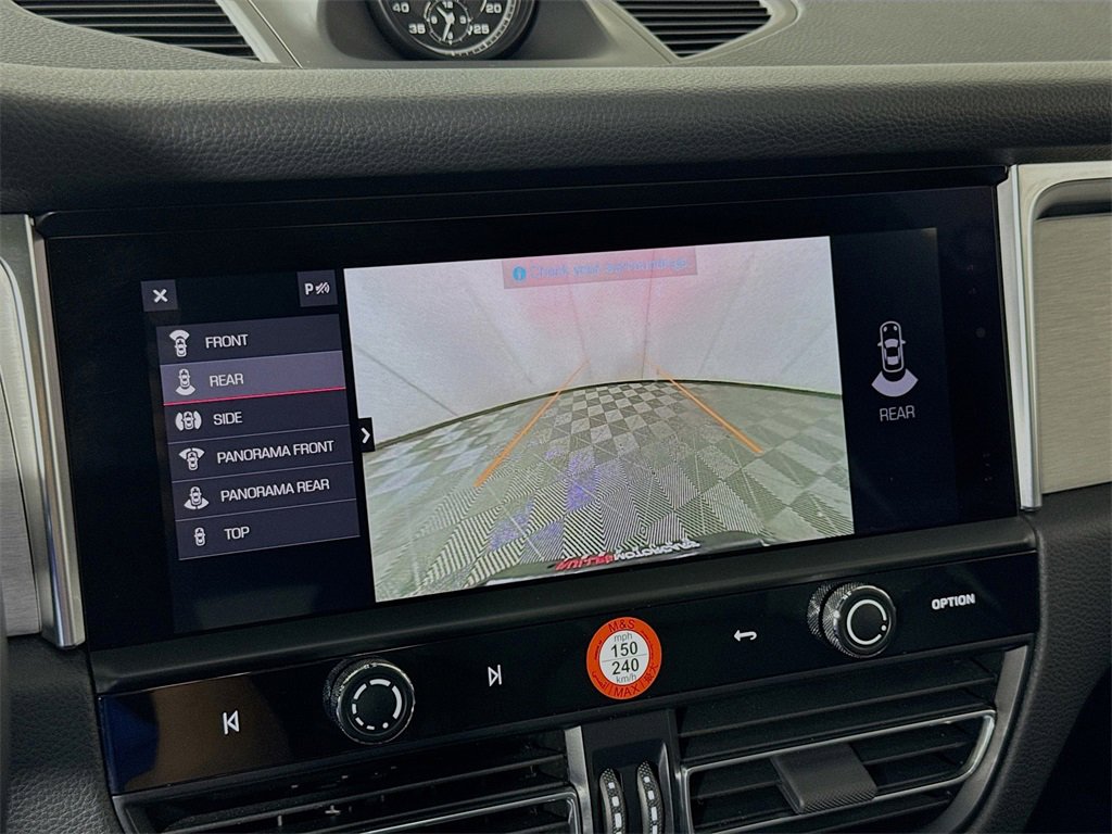 Used 2023 Porsche Macan S image 14