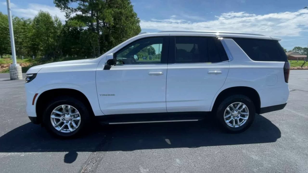 Used 2025 Chevrolet Tahoe LT RWD image 5