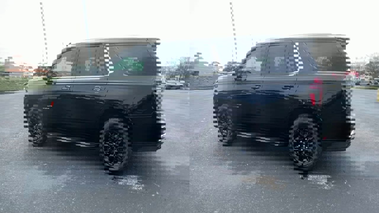 Used 2023 Chevrolet Tahoe LT w/ Luxury Package image 6