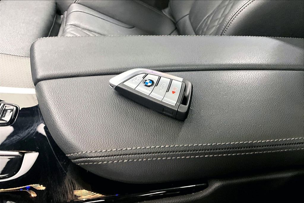 Used 2023 BMW 530i w/ M Sport Package RWD image 10