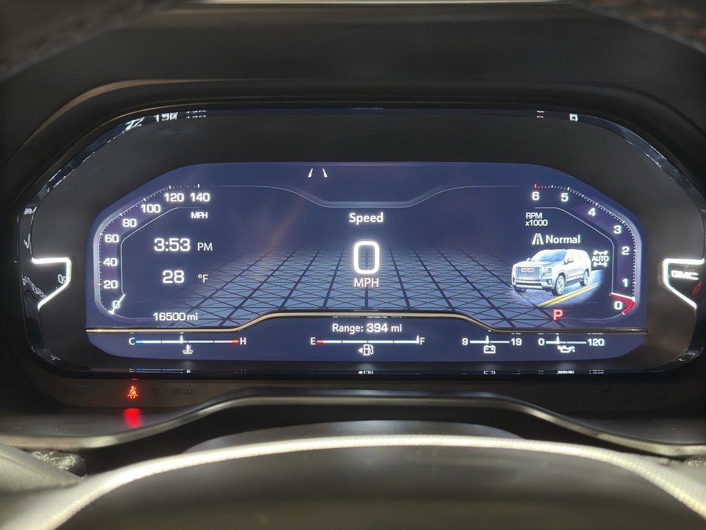 Used 2024 GMC Yukon XL Denali image 28