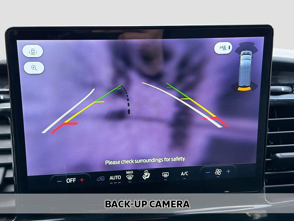 Used 2023 Ford Transit 350 XLT image 5