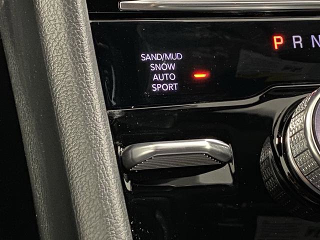 New 2026 Jeep Grand Cherokee Altitude image 23