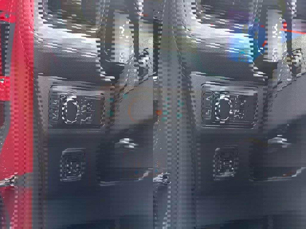 New 2026 Ford Maverick XLT w/ Equipment Group 301A image 17