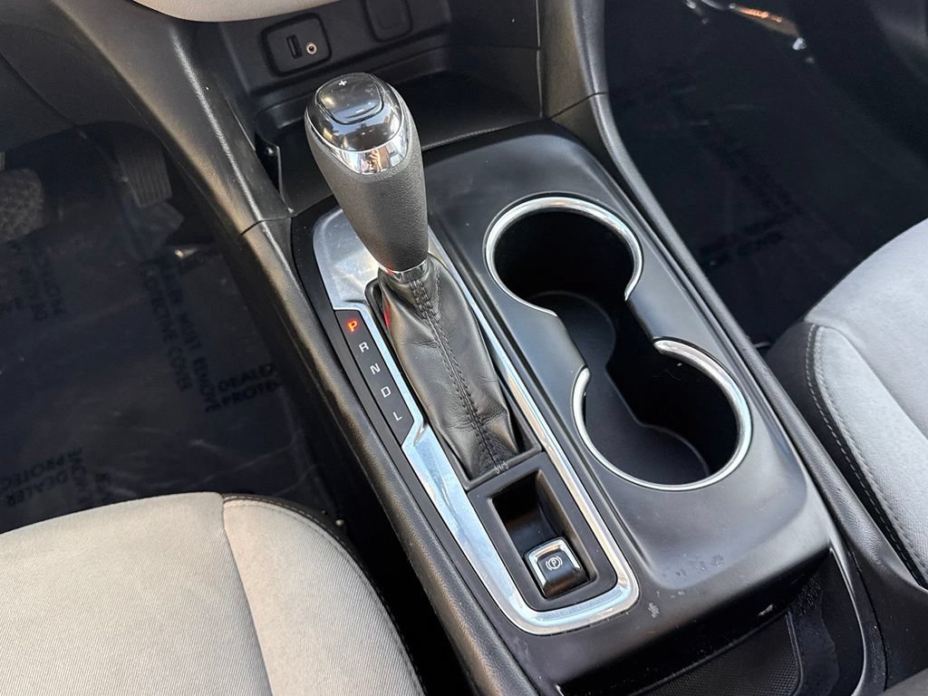 Used 2018 Chevrolet Equinox LS FWD image 18