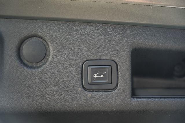 Used 2018 Chevrolet Equinox LT w/ Sun & Infotainment Package image 12