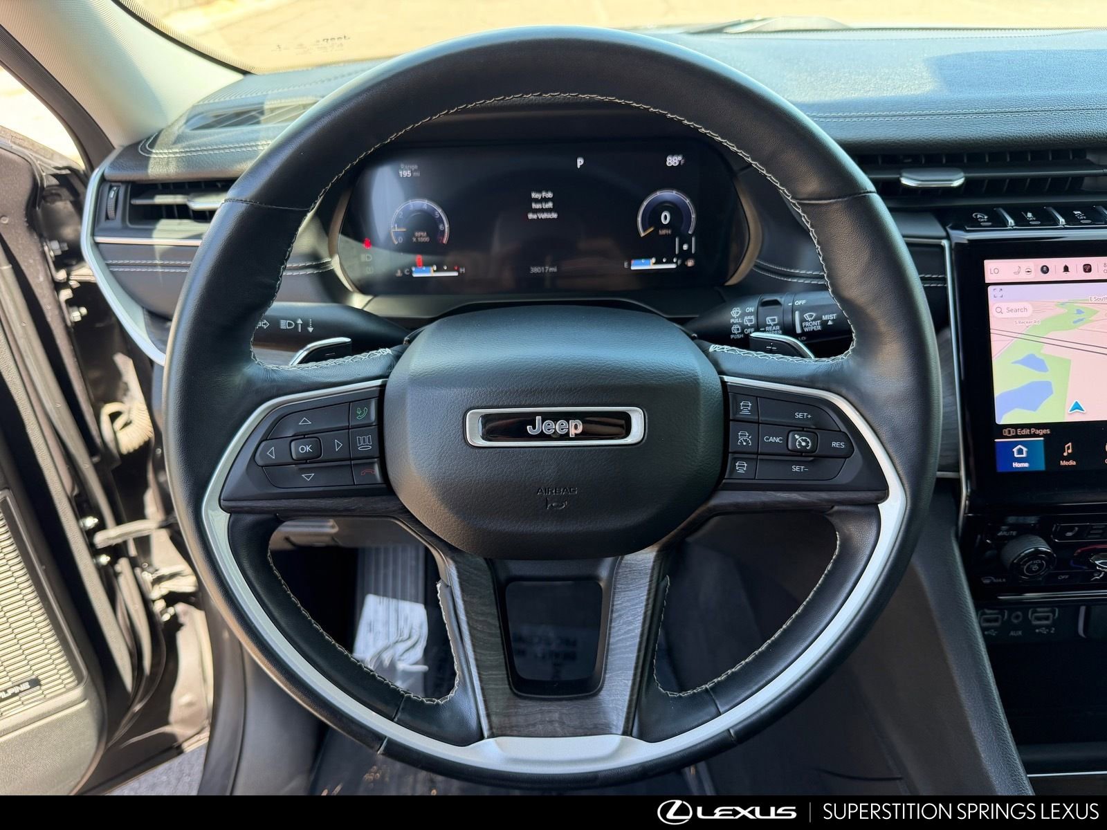 Used 2021 Jeep Grand Cherokee L Limited AWD/4WD image 20