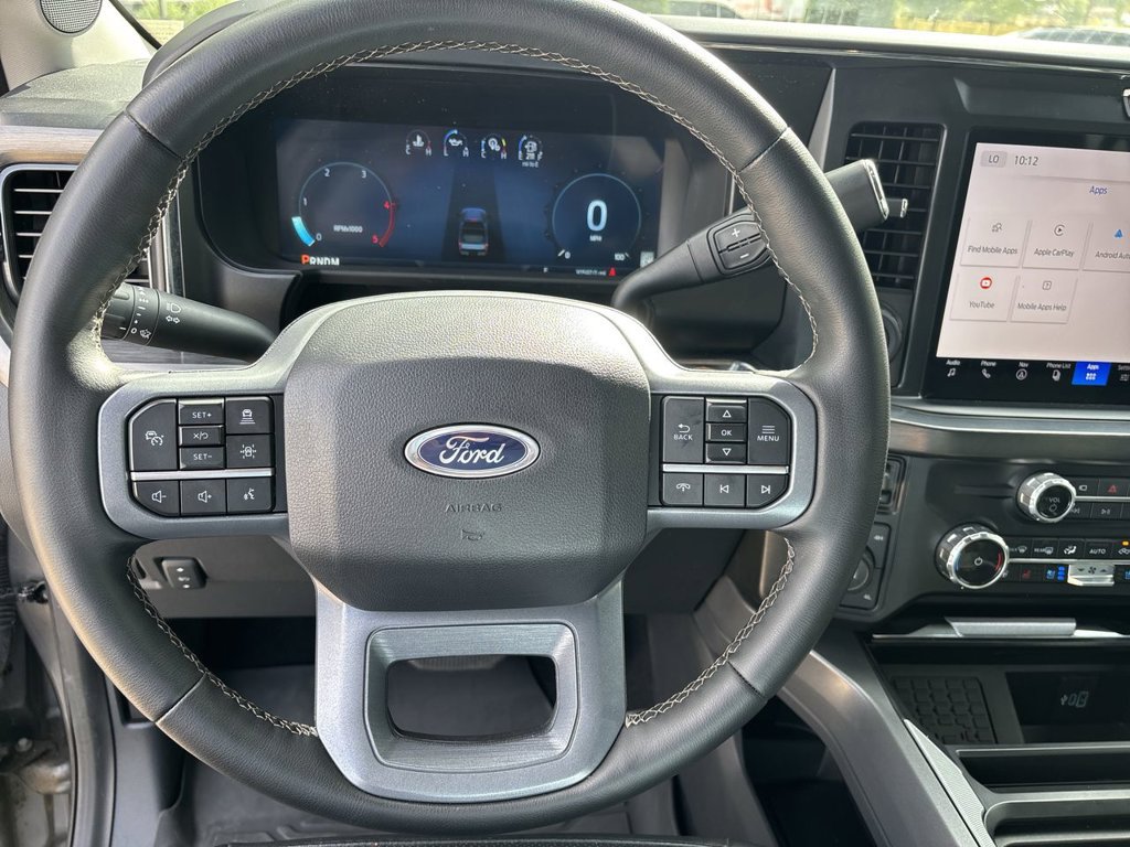 Used 2025 Ford F250 Lariat w/ Lariat Ultimate Package AWD/4WD image 15