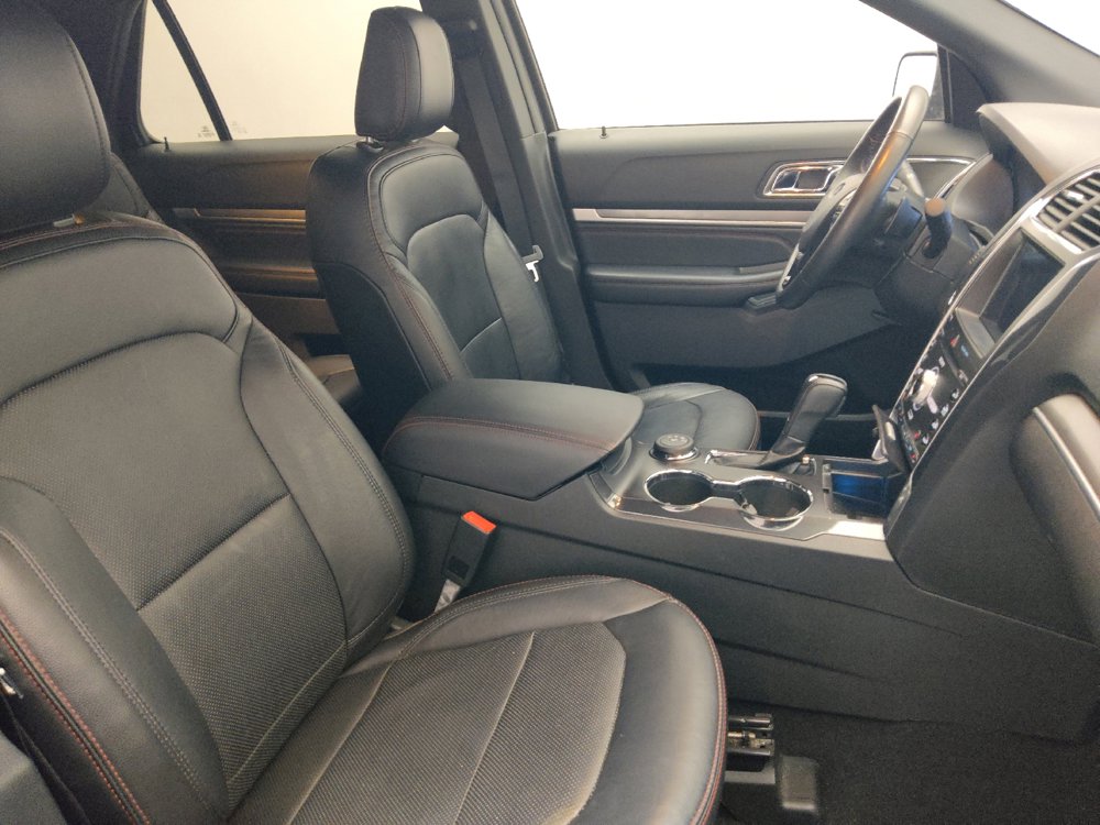 Used 2019 Ford Explorer Sport w/ Ford Safe & Smart Package AWD/4WD image 21