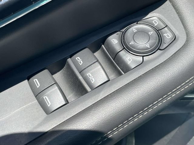 Used 2025 GMC Yukon XL Elevation AWD/4WD image 19