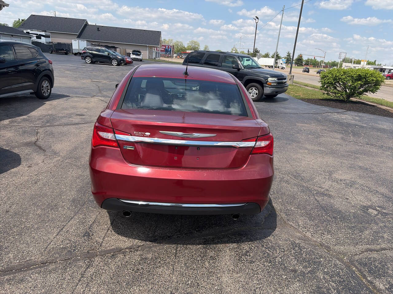 Used 2013 Chrysler 200 Touring FWD image 3