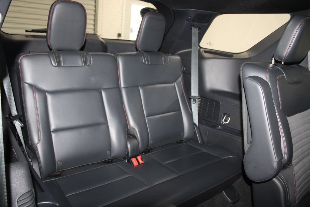 Used 2025 Ford Explorer ST-Line AWD/4WD image 29