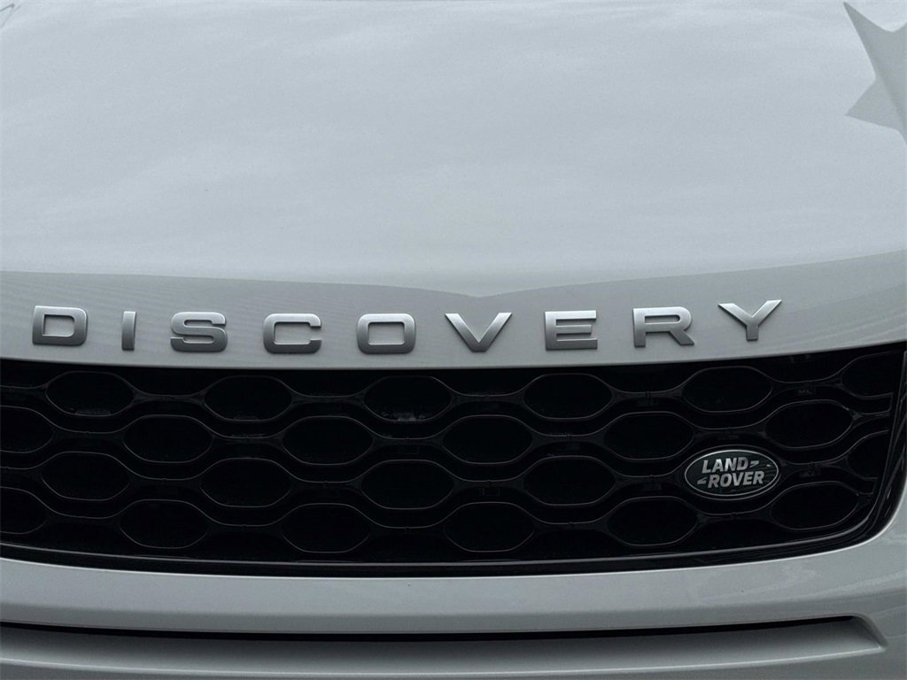 Certified 2025 Land Rover Discovery Sport S image 9