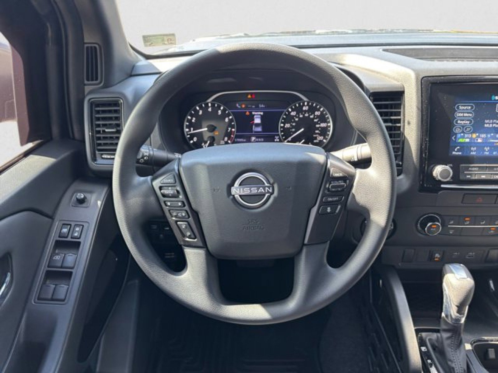 Used 2023 Nissan Frontier SV w/ Midnight Edition Package image 14