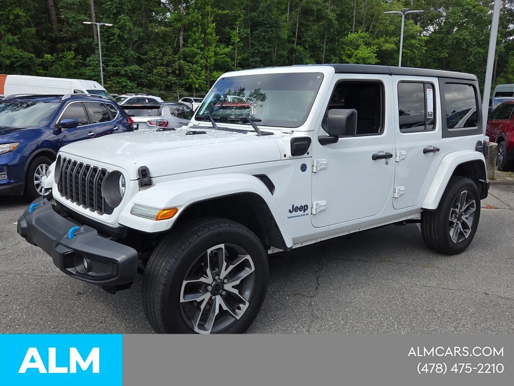 Used 2024 Jeep Wrangler Unlimited w/ Convenience Group AWD/4WD image 4