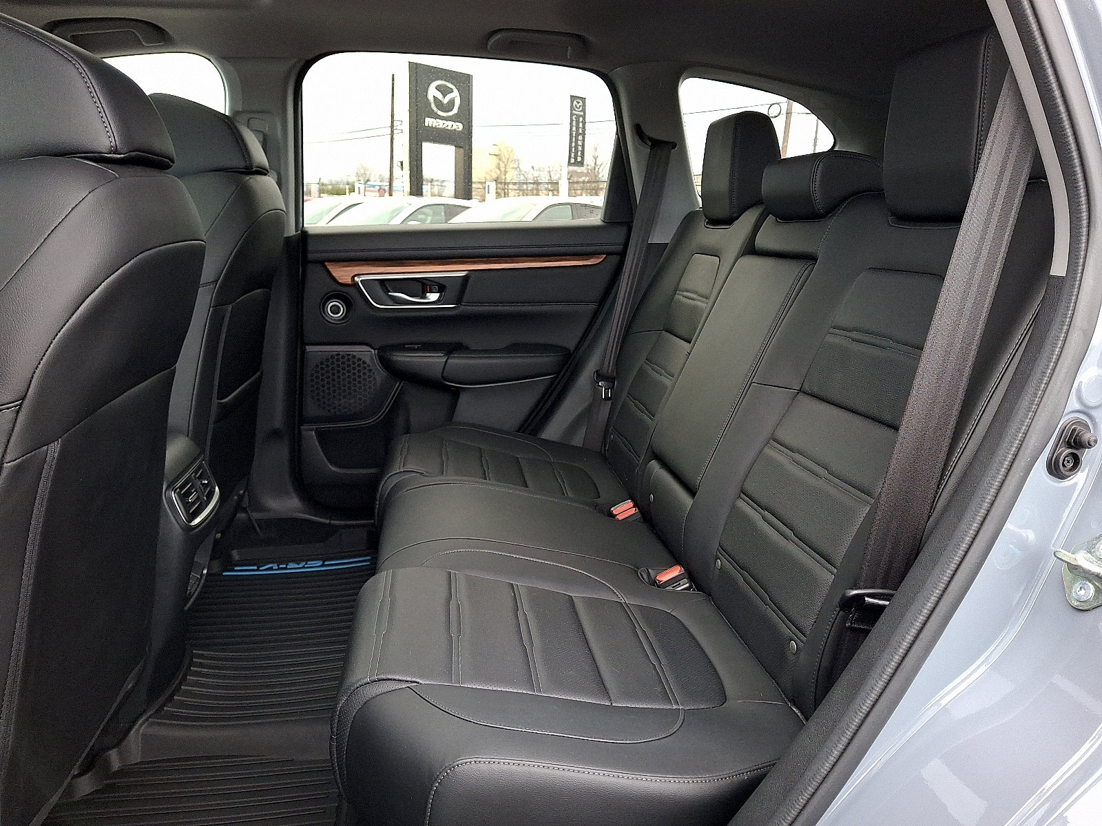 Used 2020 Honda CR-V Touring image 12