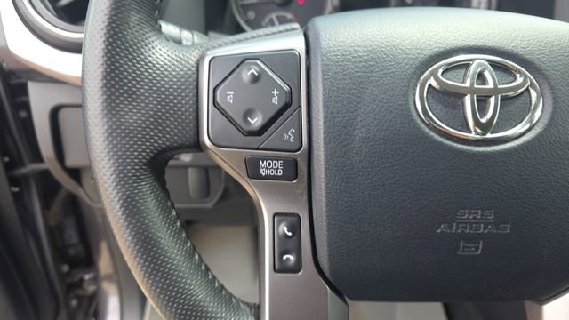 Used 2017 Toyota Tacoma SR5 w/ Tow Package RWD image 22