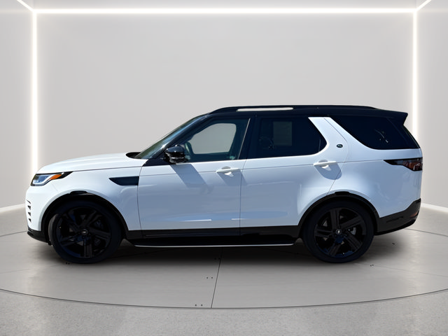 Certified 2025 Land Rover Discovery Dynamic SE AWD/4WD image 2
