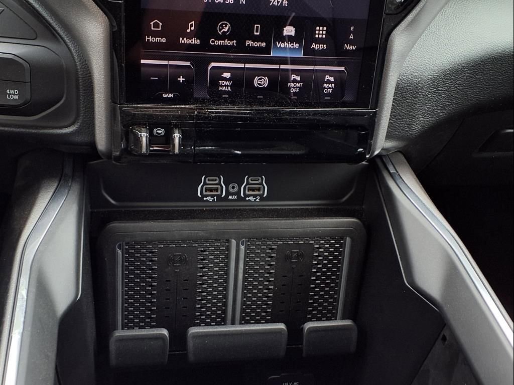 New 2025 RAM 2500 Laramie image 16