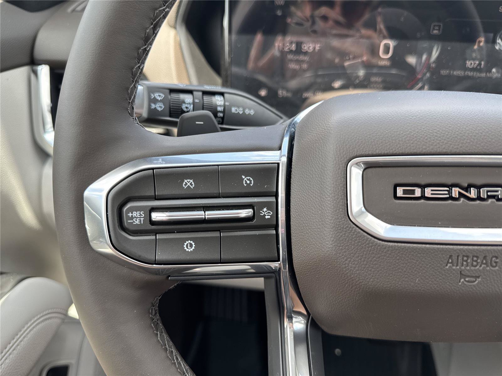 New 2026 GMC Terrain Denali w/ LPO, Floor Liner Package AWD/4WD image 21