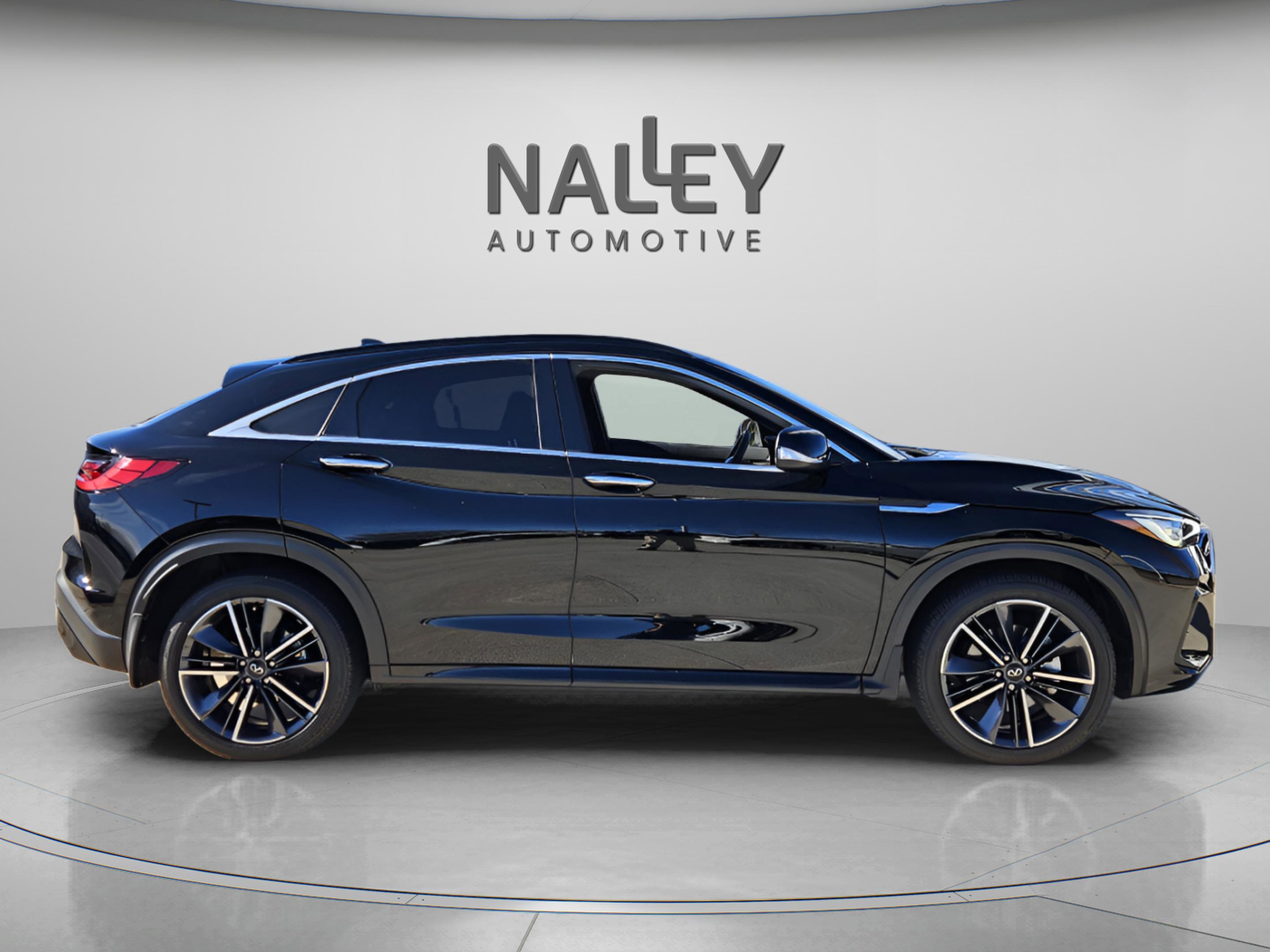 Used 2023 INFINITI QX55 Luxe w/ Cargo Package image 6