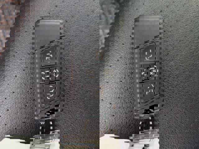 Used 2018 Volkswagen Atlas SE image 35