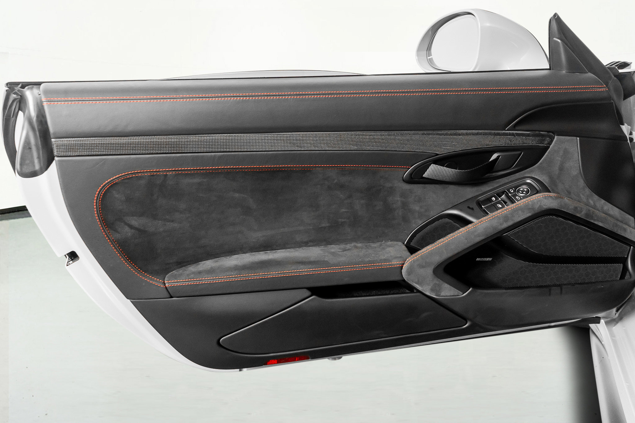 Used 2018 Porsche 911 GT2 RS w/ Weissach Package image 49